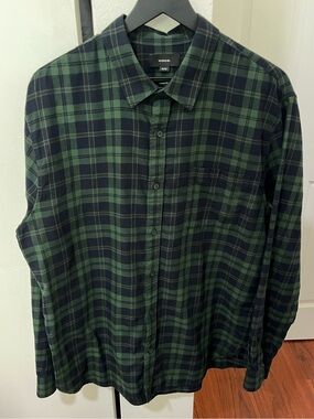 Vince Green & Navy Plaid Button-Down Shirt